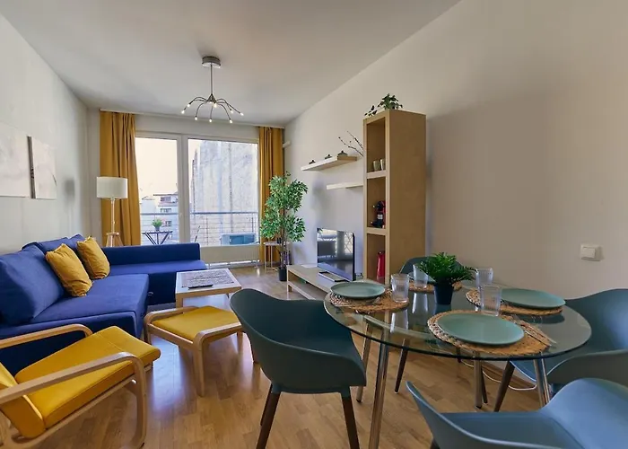 Cozy Quiet Stay With Ac And Parking