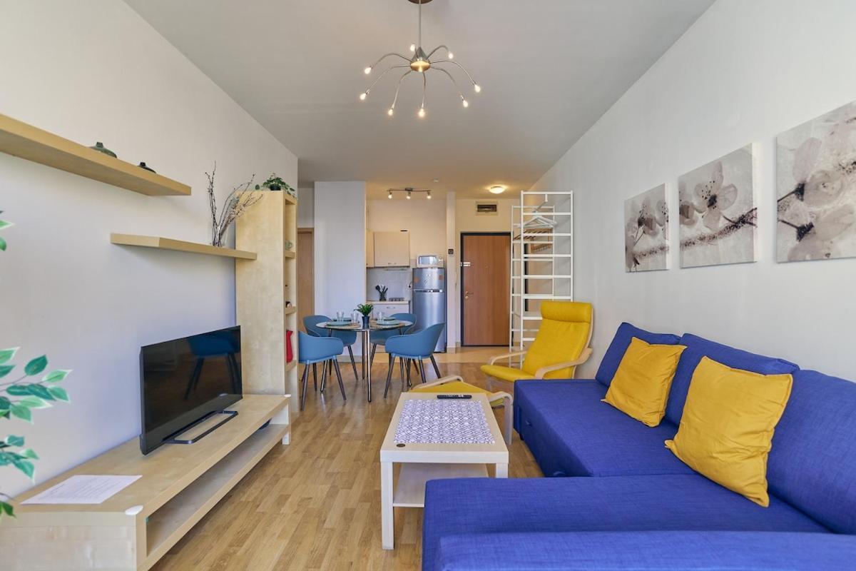 Appartement Cozy Quiet With Ac And Parking